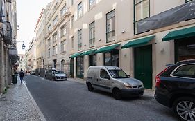 Flh Chiado Stylish Flat